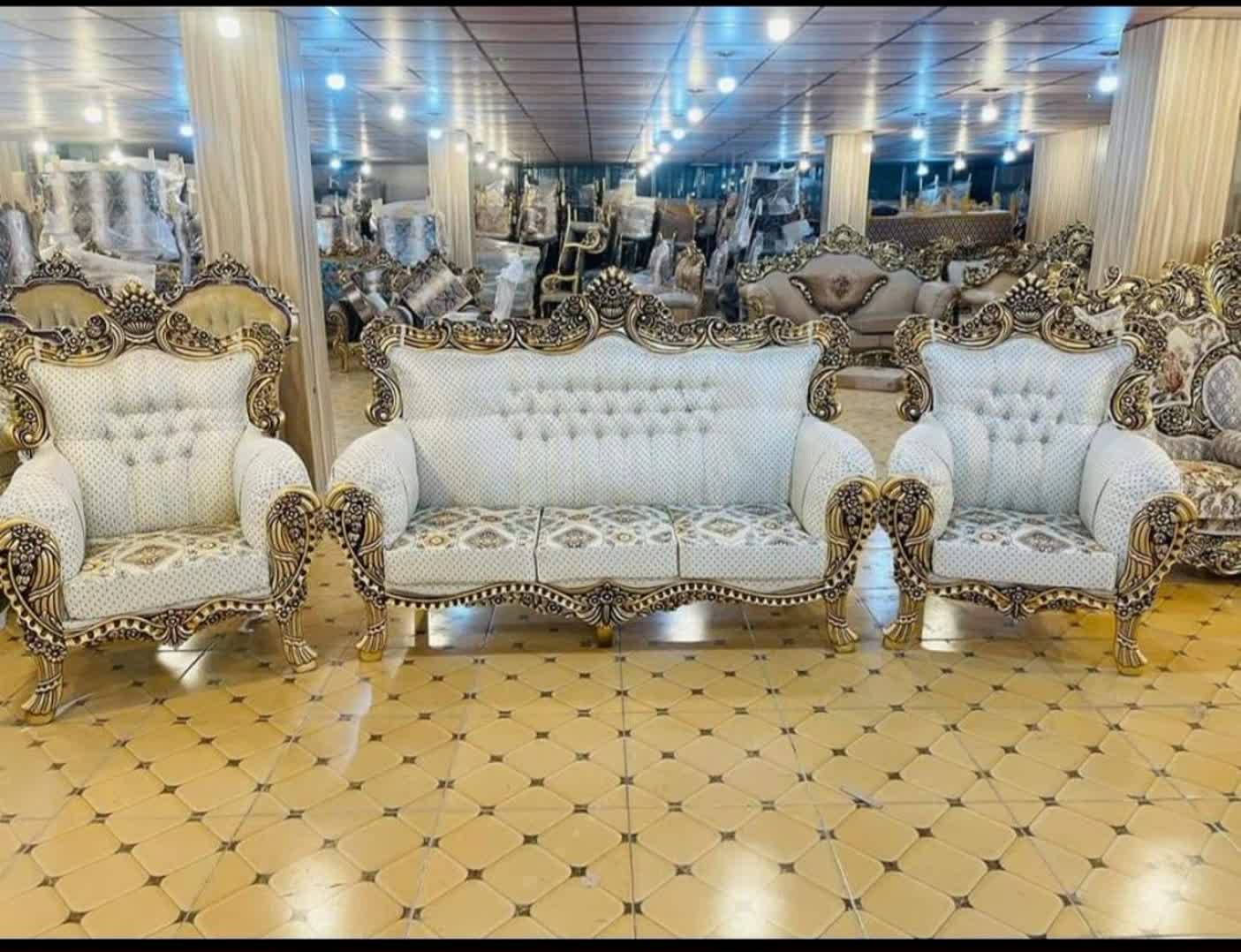 مبل سلطنتی الماس 7 نفره