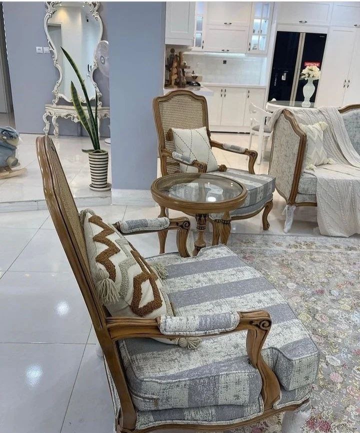 مبل کلاسیک فرانسوی ابزاری 7 نفره