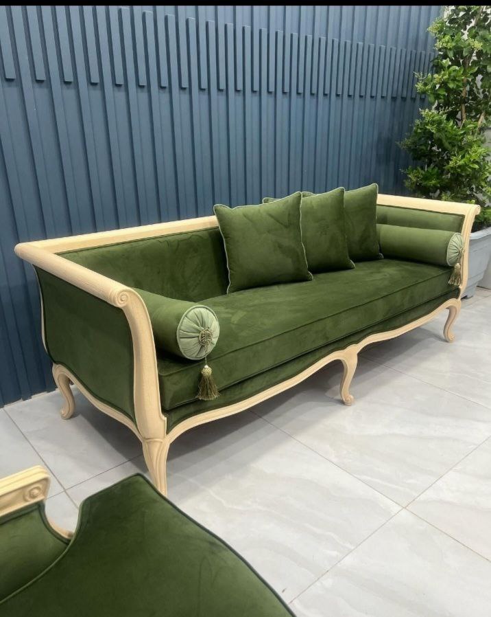 مبل کلاسیک فرانسوی نیکان 8 نفره