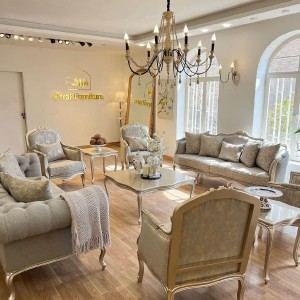 مبل کلاسیک فرانسوی سه گل 7 نفره