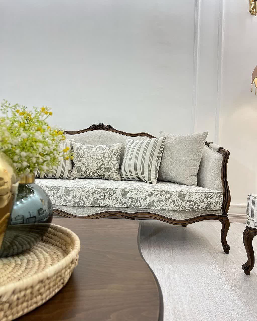 مبل کلاسیک فرانسوی سه گل منبت 7 نفره