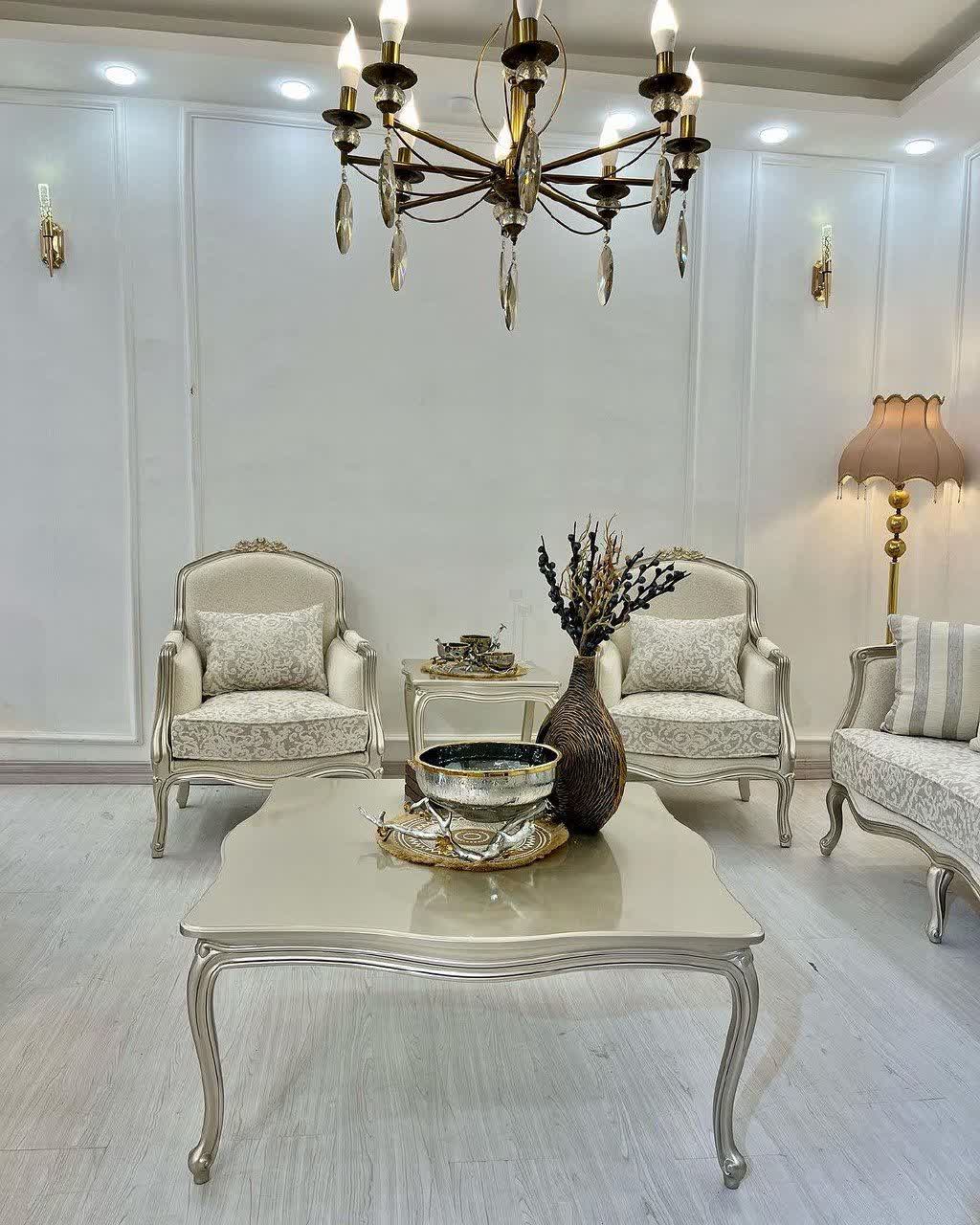 مبل کلاسیک فرانسوی سه گل 7 نفره