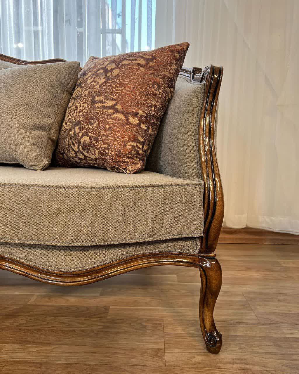 مبل کلاسیک فرانسوی آرتان 7 نفره