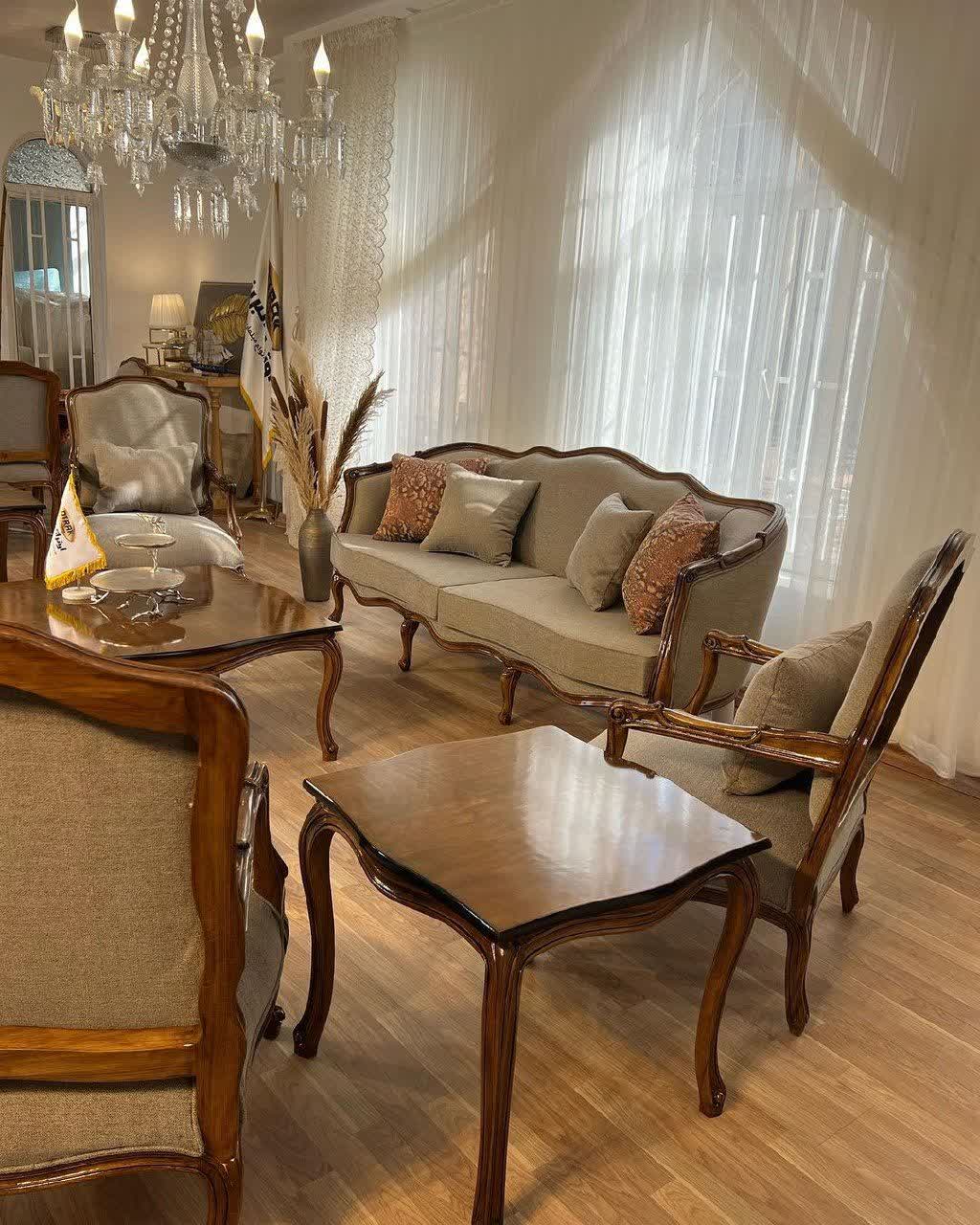 مبل کلاسیک فرانسوی آرتان 7 نفره