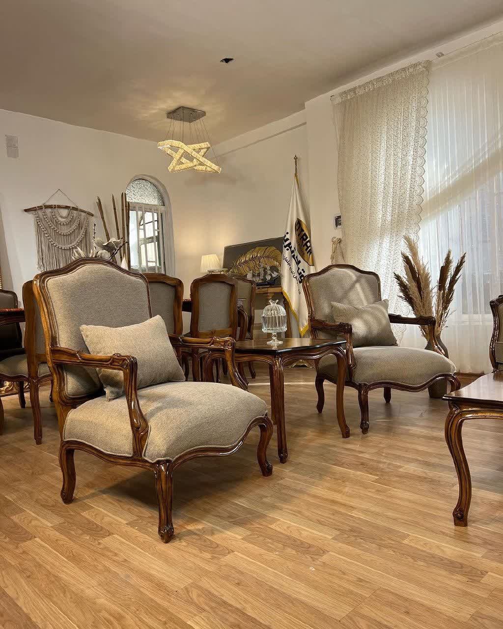 مبل کلاسیک فرانسوی آرتان 7 نفره