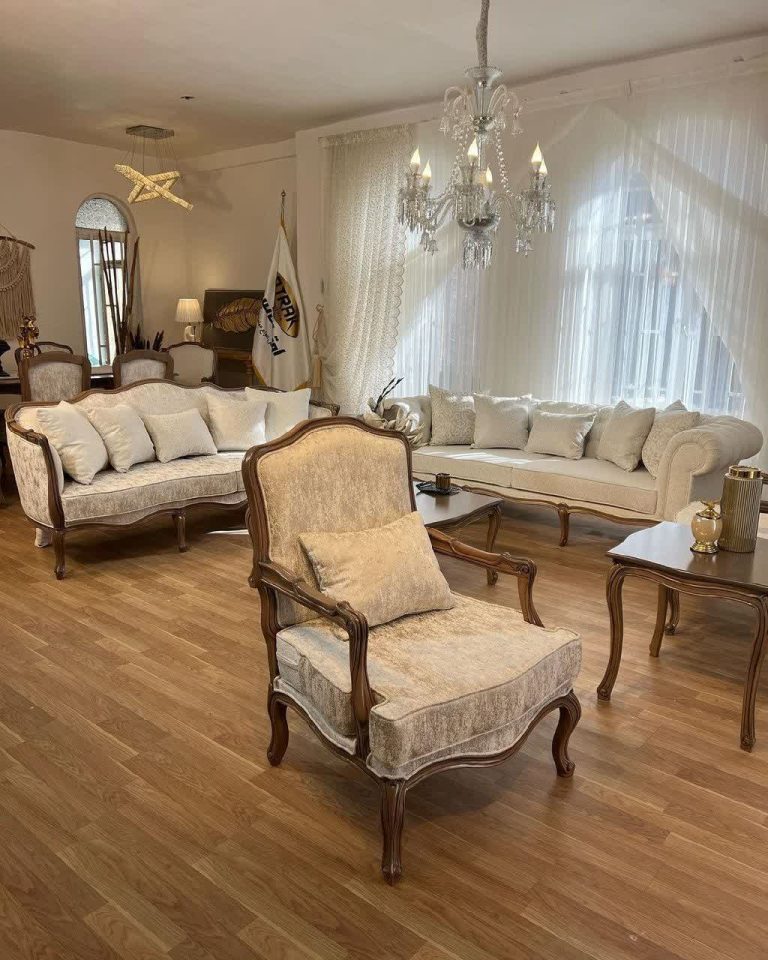مبل کلاسیک چستر فرانسوی آرشام 8 نفره