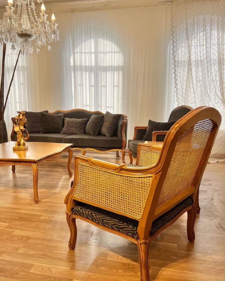 مبل کلاسیک فرانسوی کارن 7 نفره