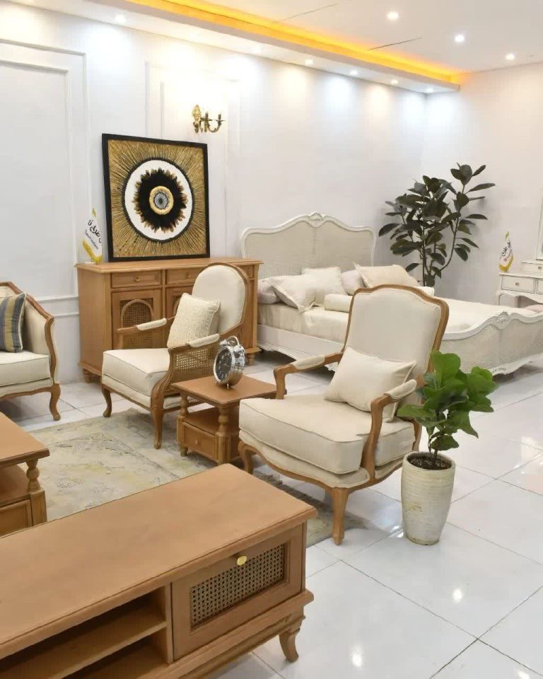 مبل کلاسیک فرانسوی لوگان7 نفره