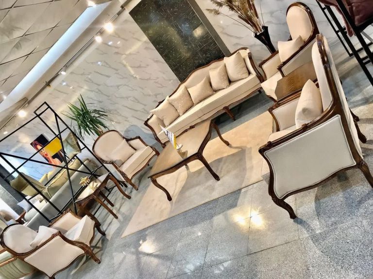 مبل کلاسیک فرانسوی پریا 7 نفره