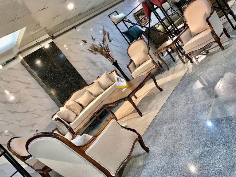 مبل کلاسیک فرانسوی پریا 7 نفره