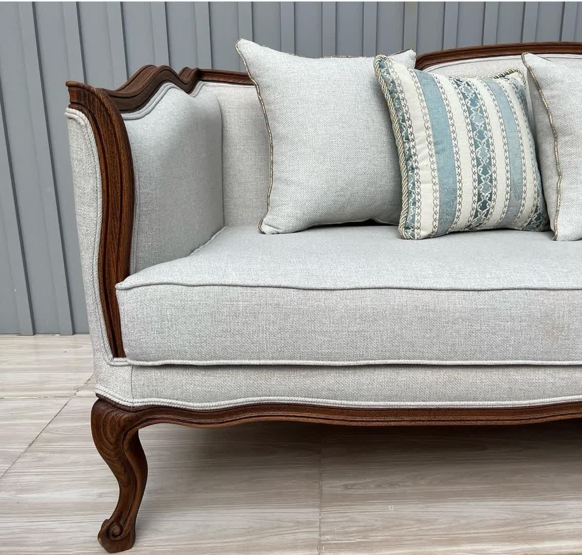 مبل کلاسیک فرانسوی لوئی 8 نفره