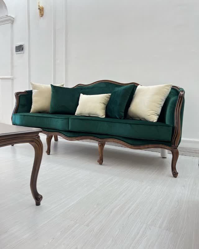 مبل کلاسیک فرانسوی ژینا 8 نفره