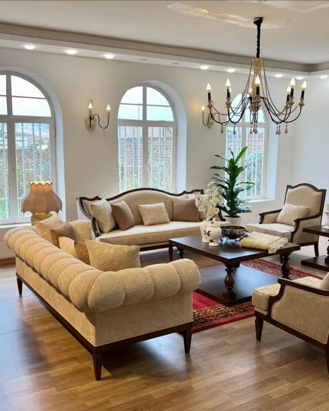 مبل کلاسیک آلفردو مدل هیلدا 8 نفره