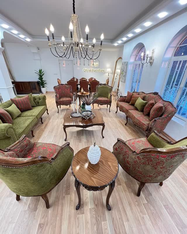 مبل کلاسیک لورنزو  7  نفره