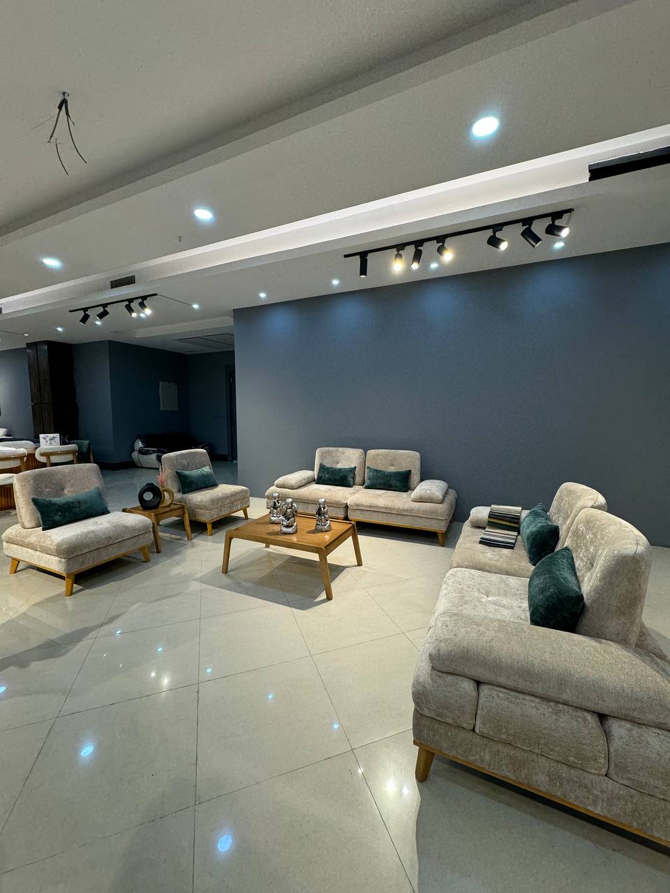 مبل راحتی درنیکا 8 نفره تخت شو