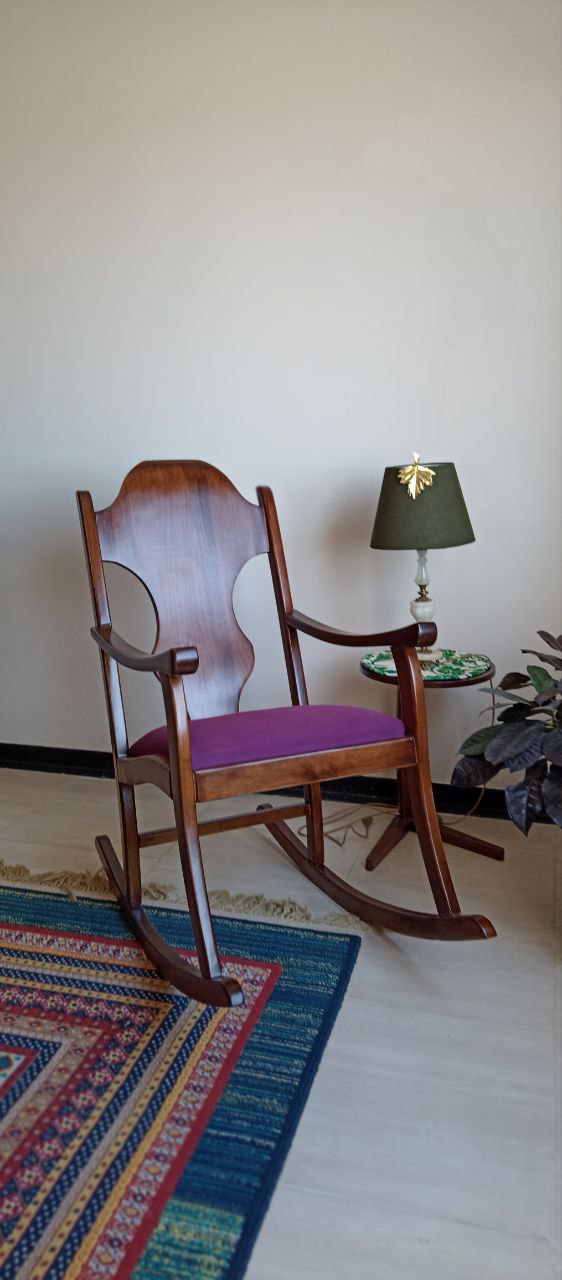 صندلی راک کلاسیک ساده