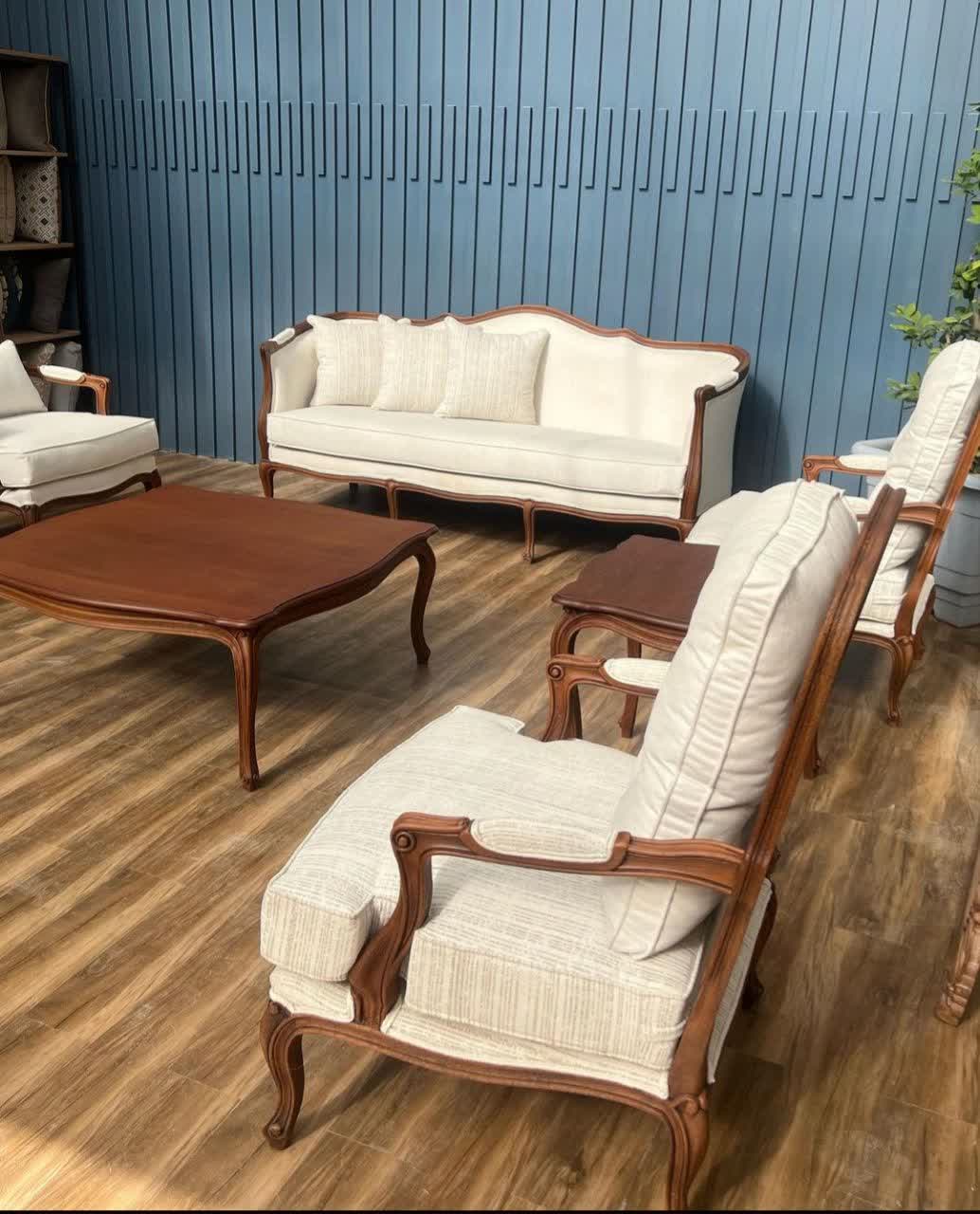 مبل کلاسیک فرانسوی هلنا 7 نفره