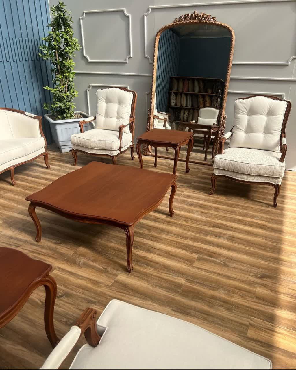 مبل کلاسیک چستر فرانسوی کاترین 8 نفره