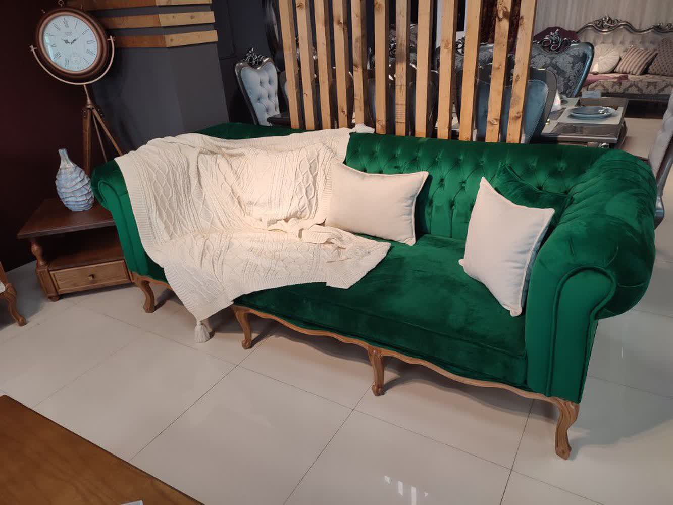 مبل کلاسیک چستر فرانسوی شایان 8 نفره