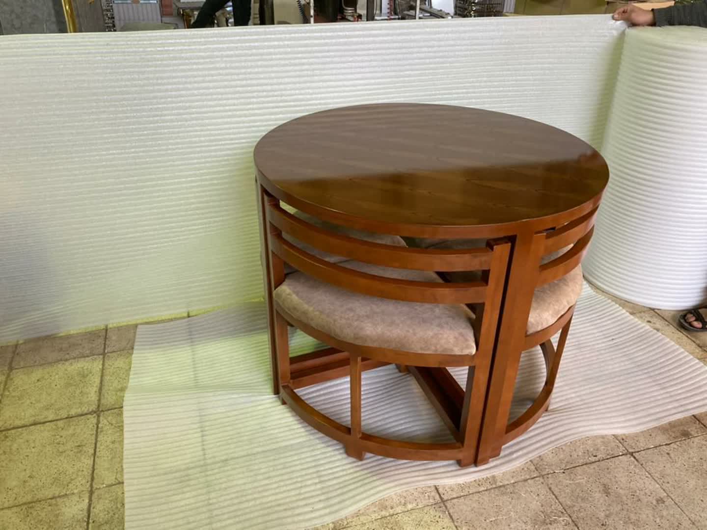 میز ناهارخوری کم جا 4 نفره