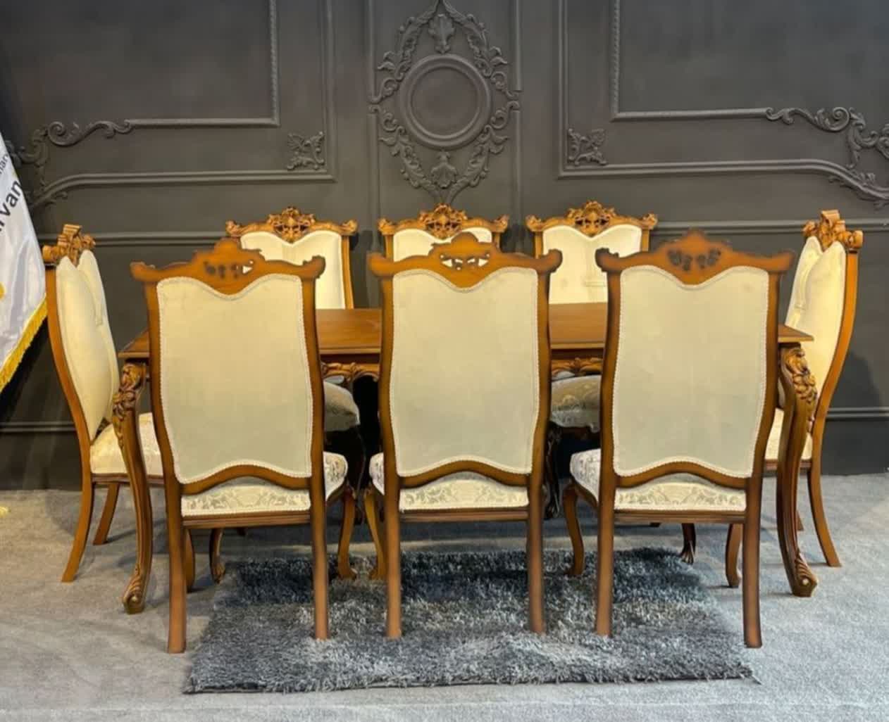 مبل کلاسیک مدل چپندر 7 نفره