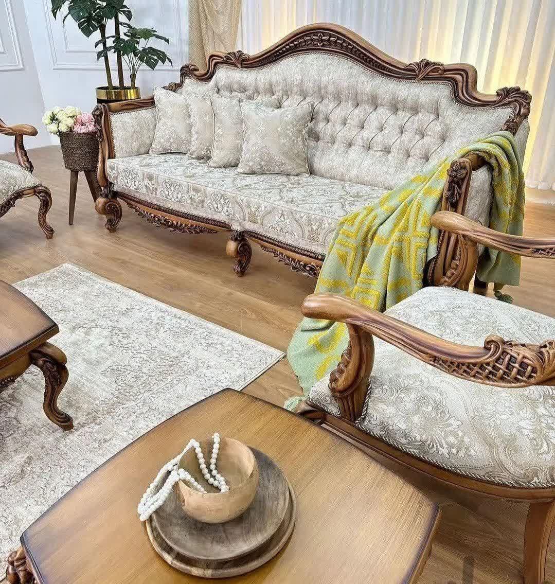 مبل کلاسیک مدل گاندو 7 نفره