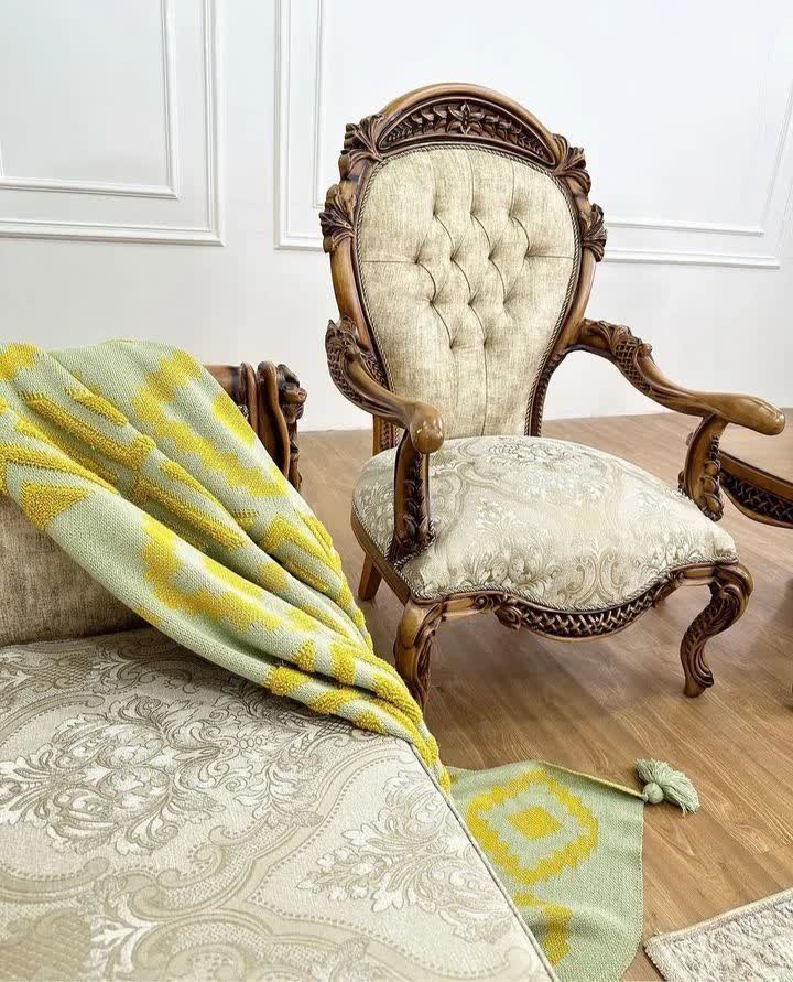 مبل کلاسیک مدل گاندو 7 نفره