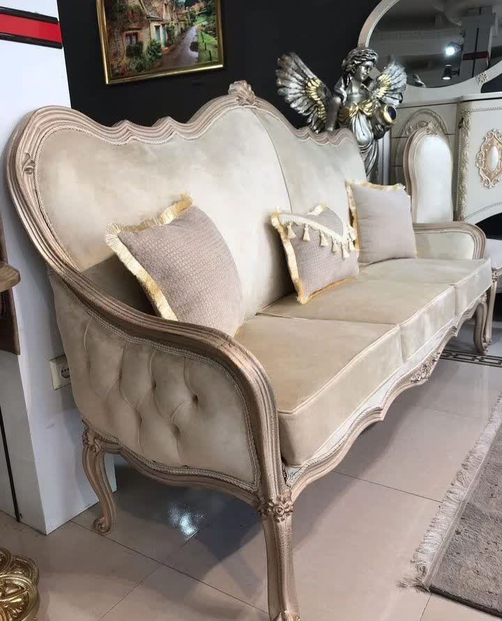 مبل کلاسیک مدل کارل 7 نفره