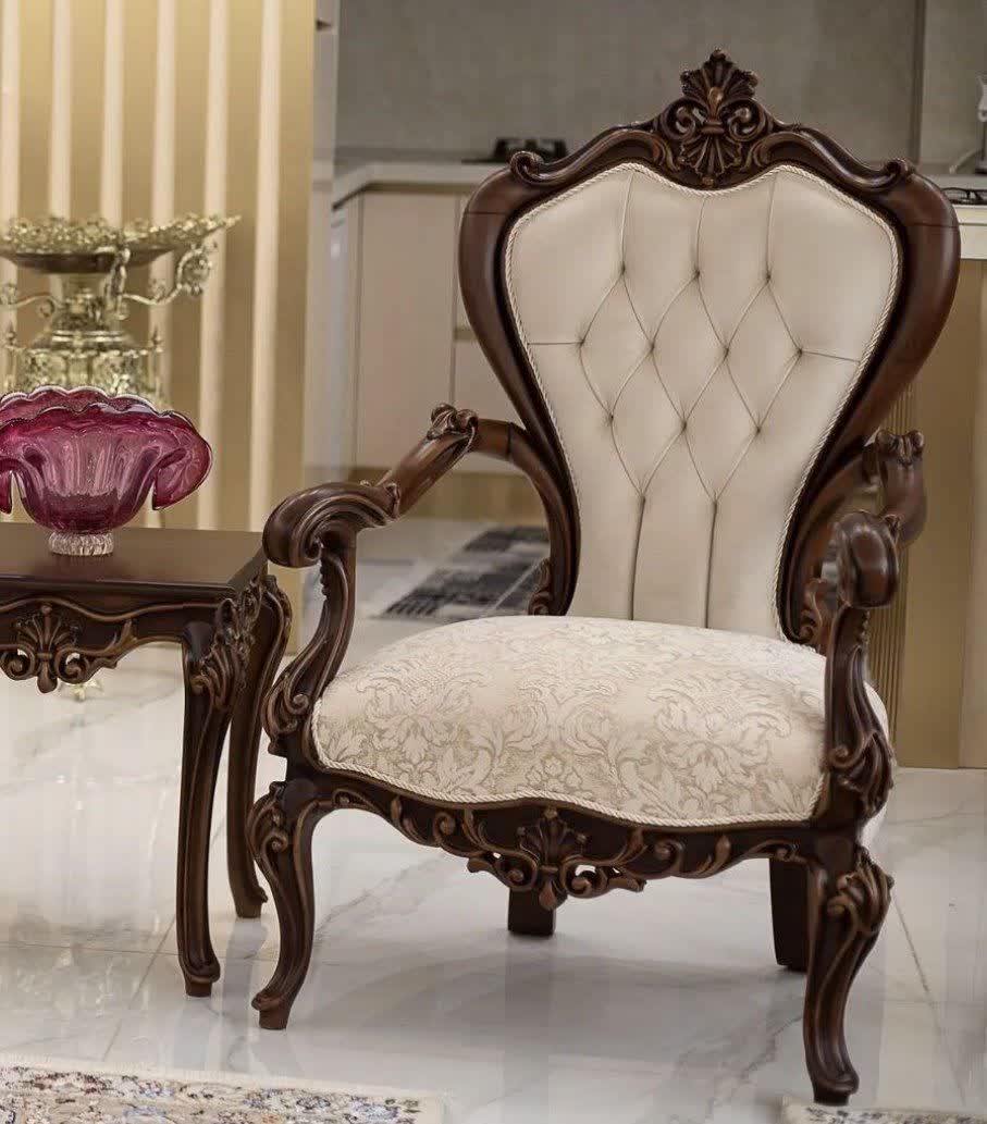 مبل کلاسیک مدل لیانا 7 نفره