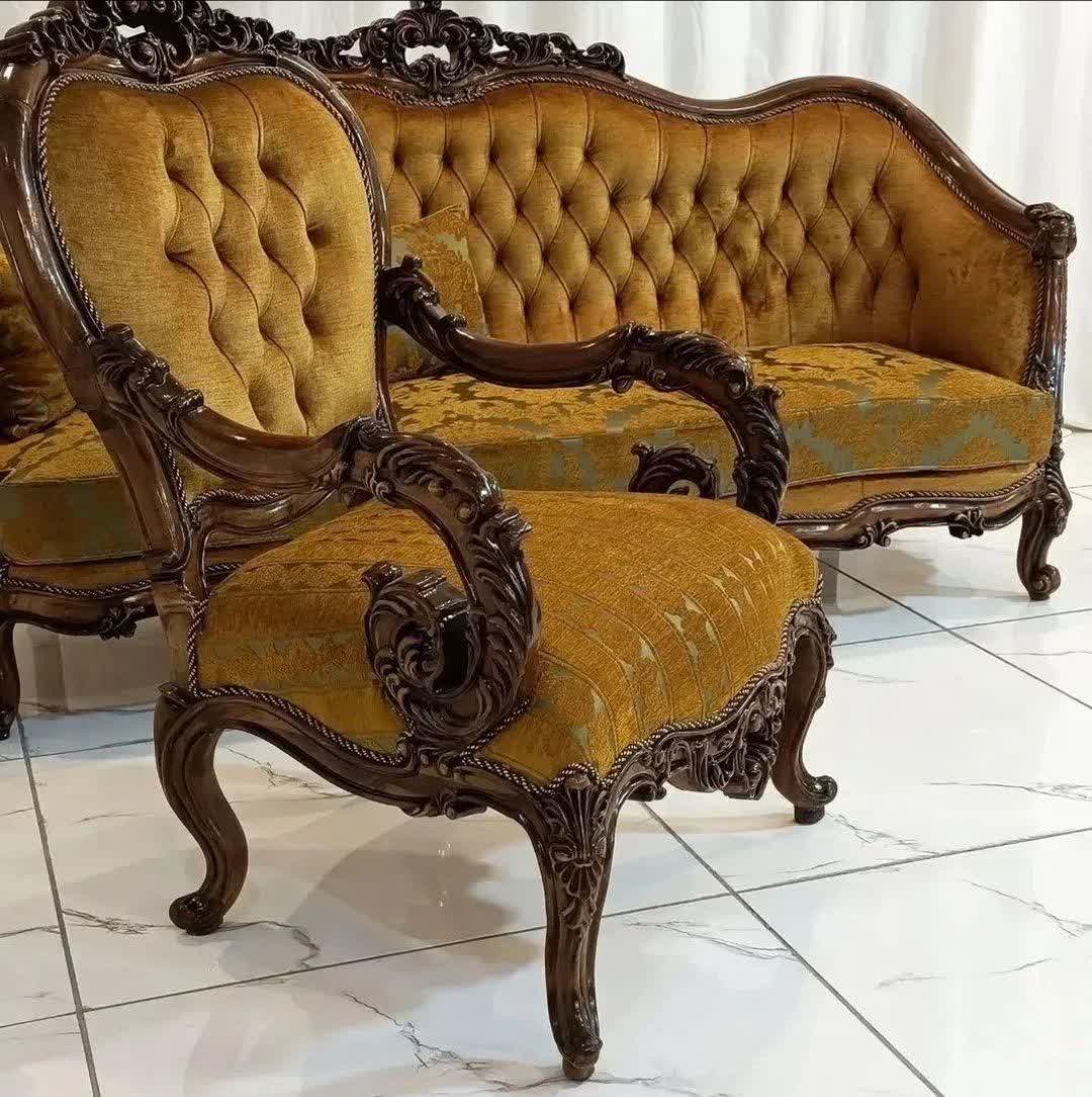 مبل کلاسیک مدل لیون 7 نفره