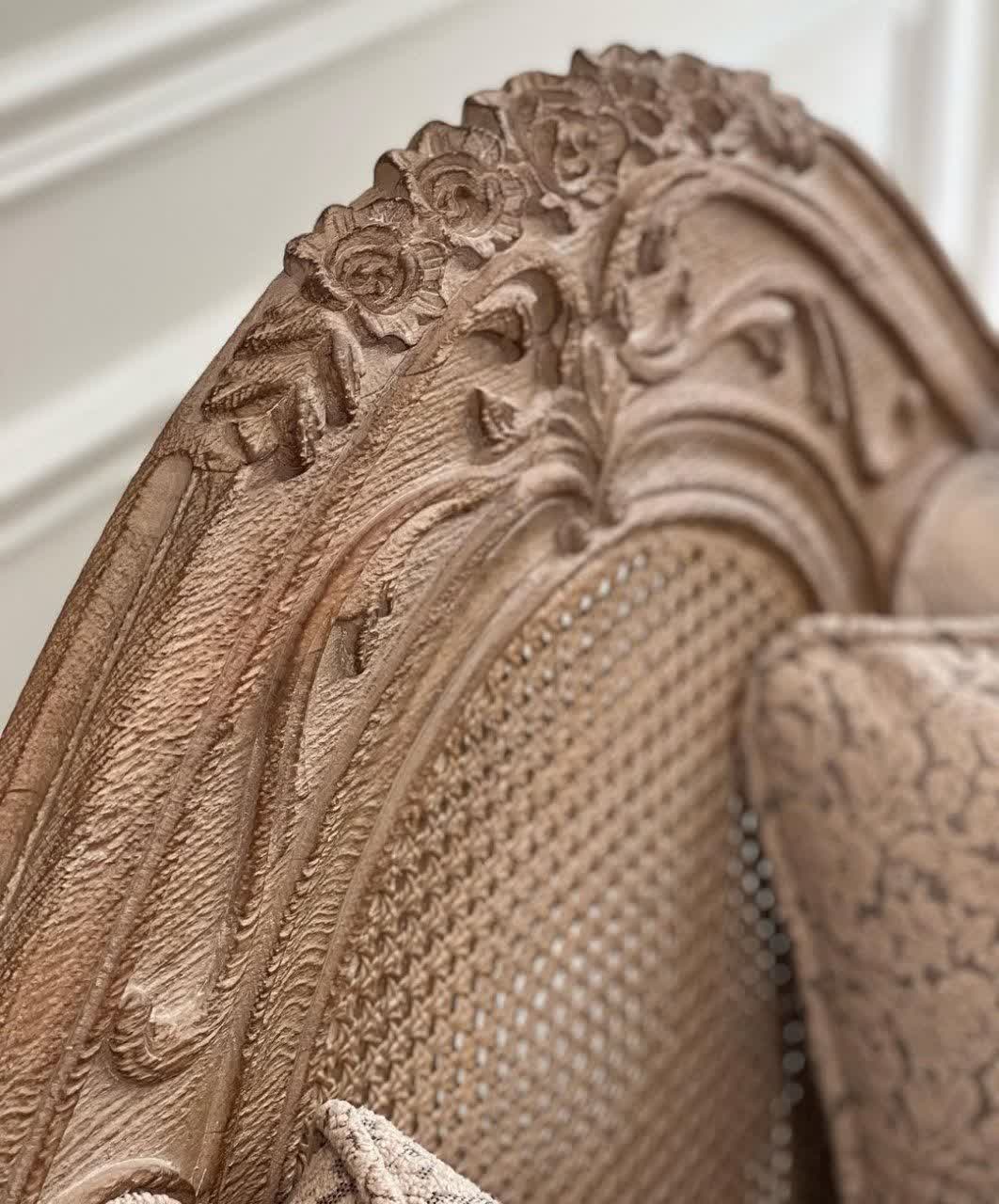 مبل کلاسیک مدل مانیا 7 نفره