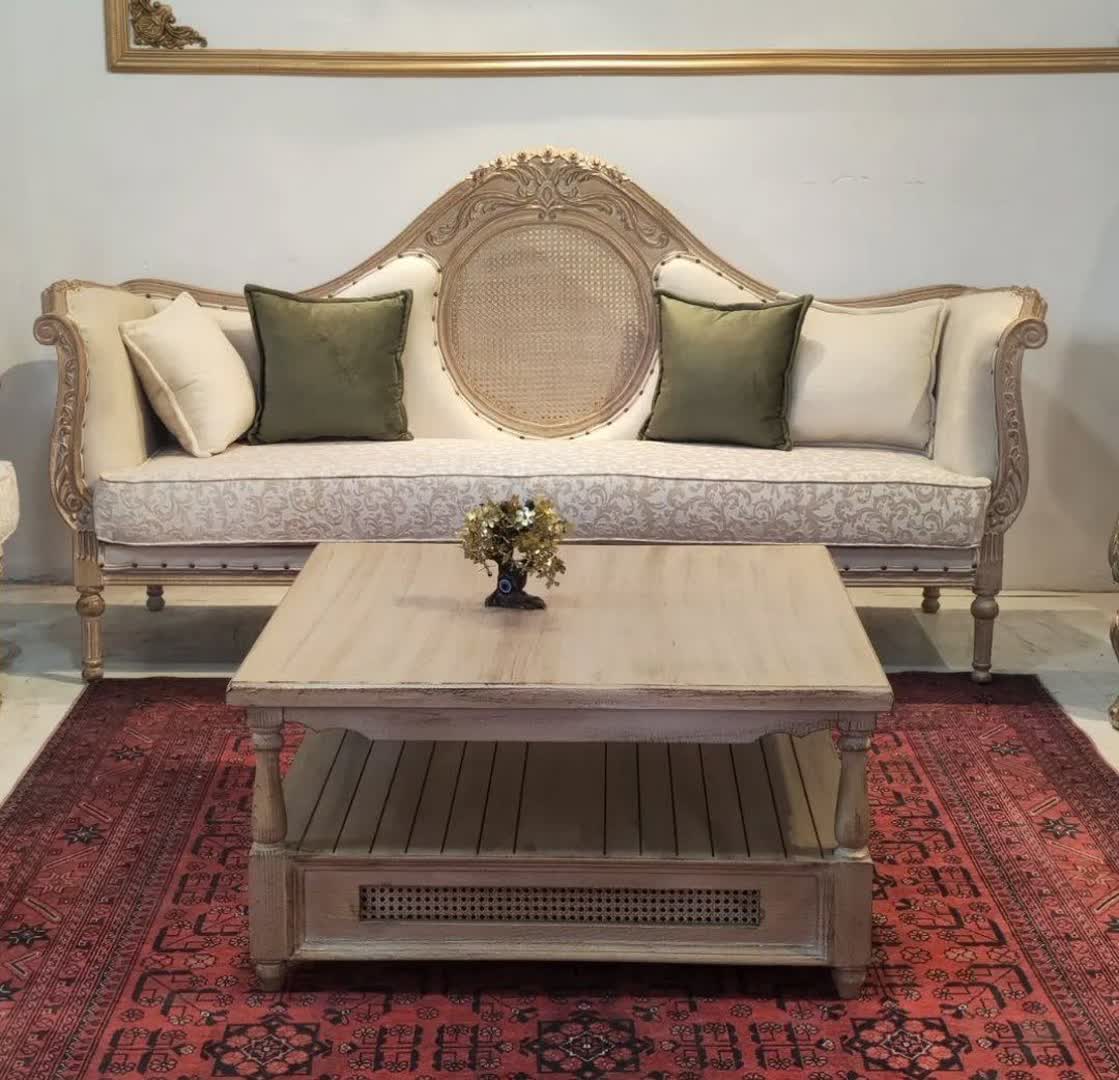 مبل کلاسیک مدل مانیا 7 نفره