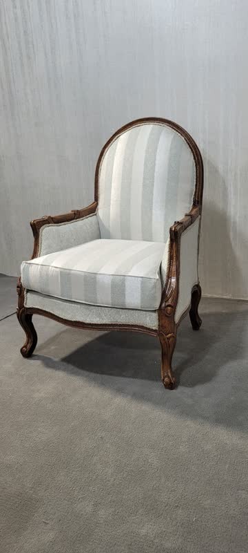 مبل کلاسیک کویین 7 نفره