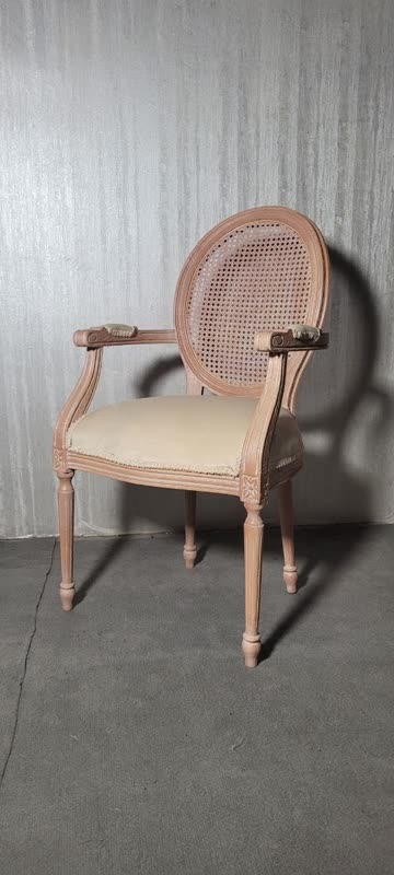 مبل کلاسیک کویین 7 نفره