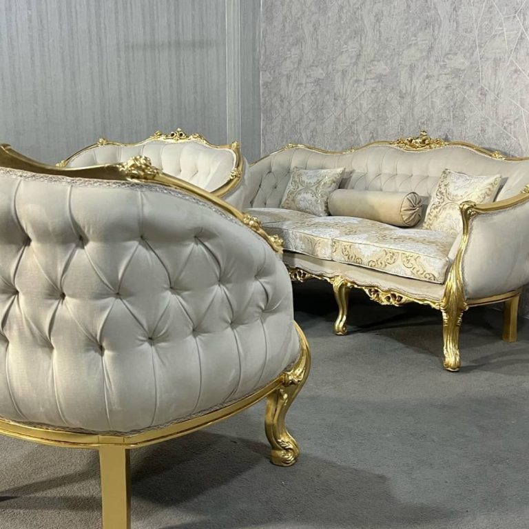 مبل کلاسیک زمرد 7 نفره