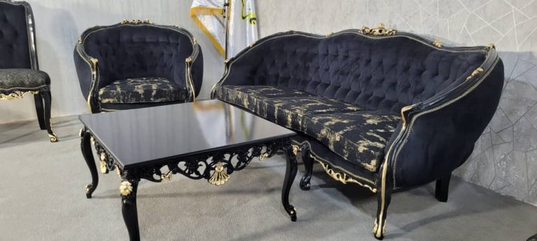 مبل کلاسیک زمرد 7 نفره