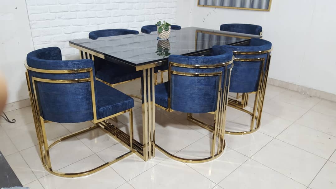 میز ناهارخوری آژنگ 4 _ 6  نفره