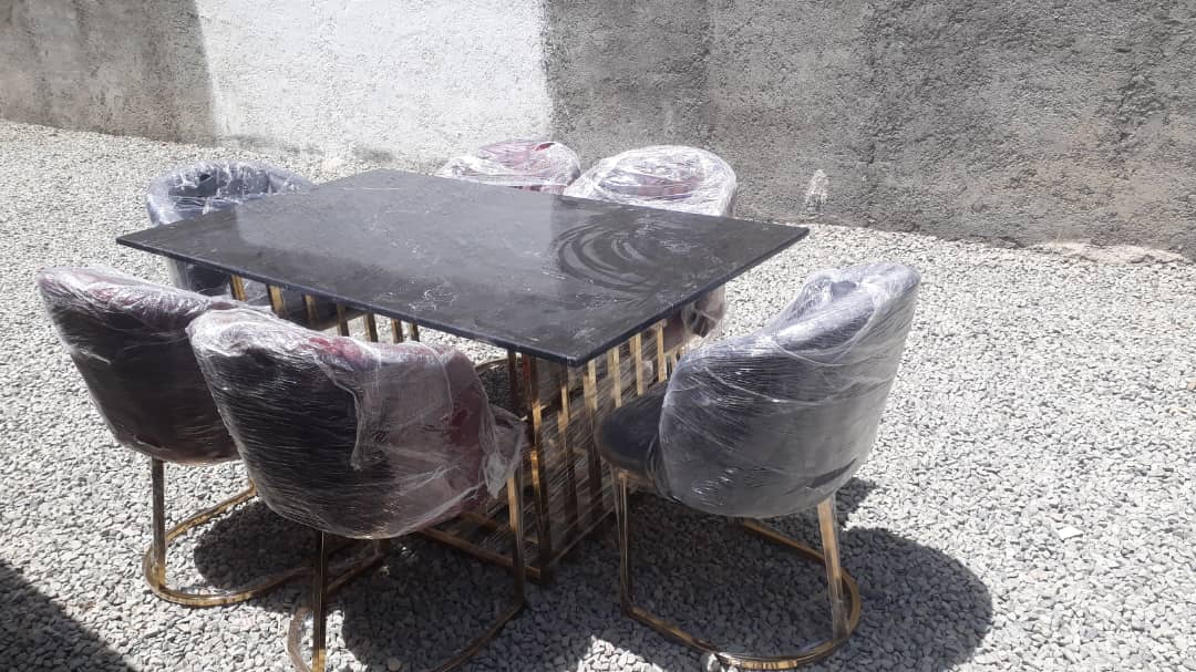 میز ناهارخوری کوروش 4 _ 6  نفره