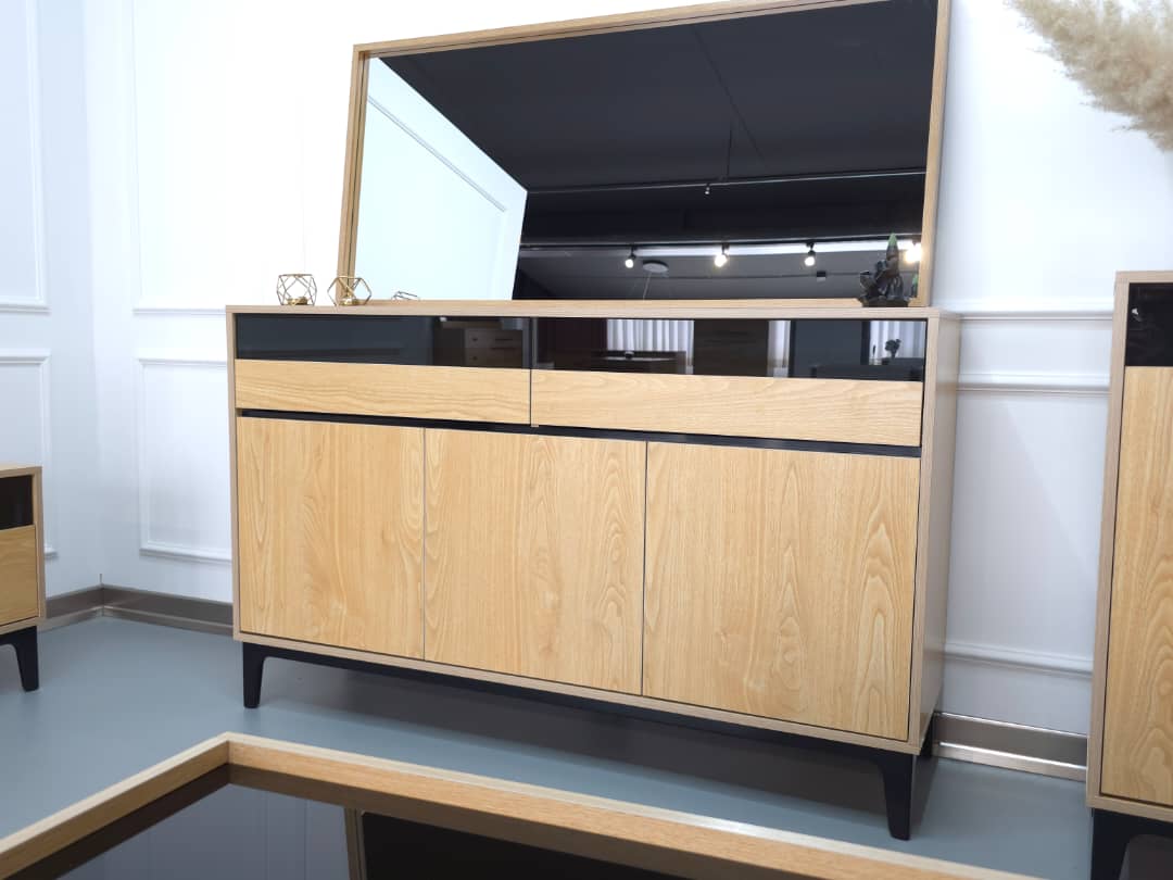 آینه کنسول اسکارلت