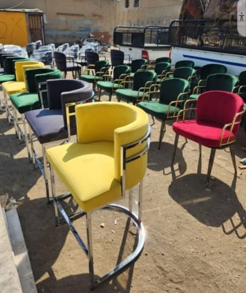 میز ناهارخوری لیندا 4 - 6  نفره