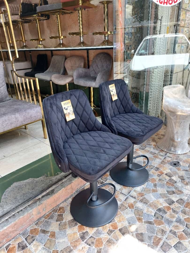 صندلی اپنی دوبل