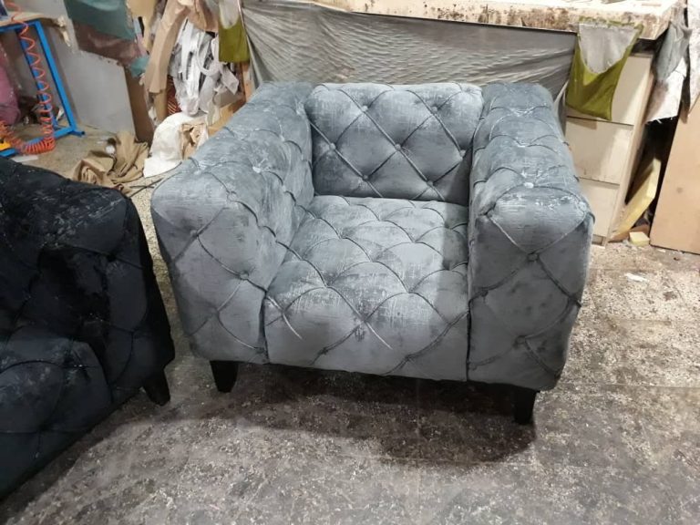 مبل راحتی چستر مانا