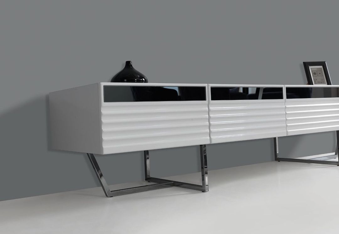 آینه کنسول Broody